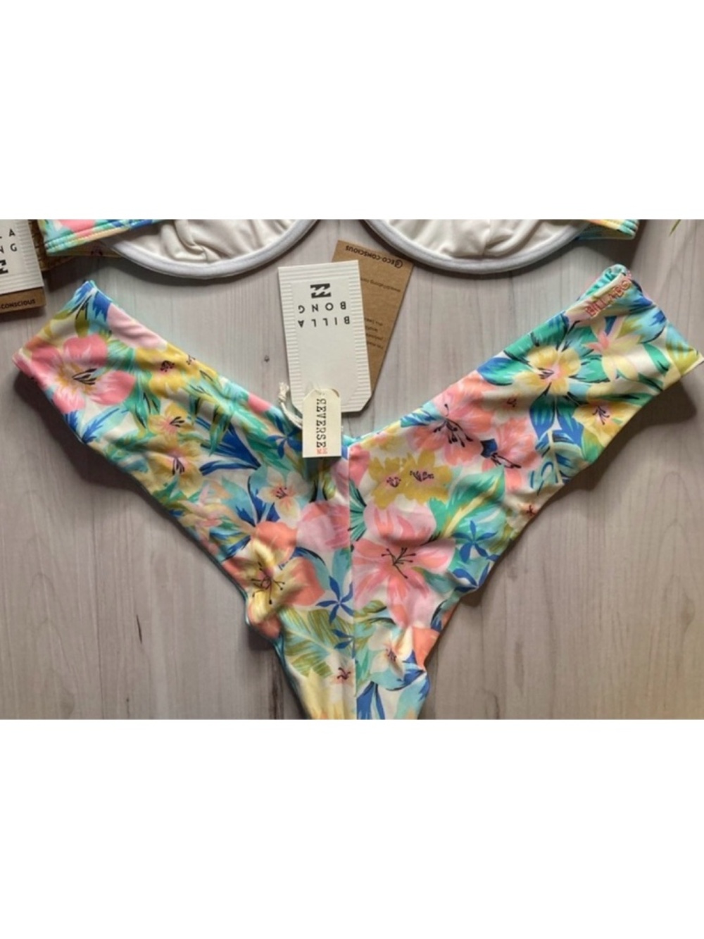 Billabong โขโข Sweet Tropics Fiji Cheeky Reversible Bikini Bottom - Picture 8 of 13